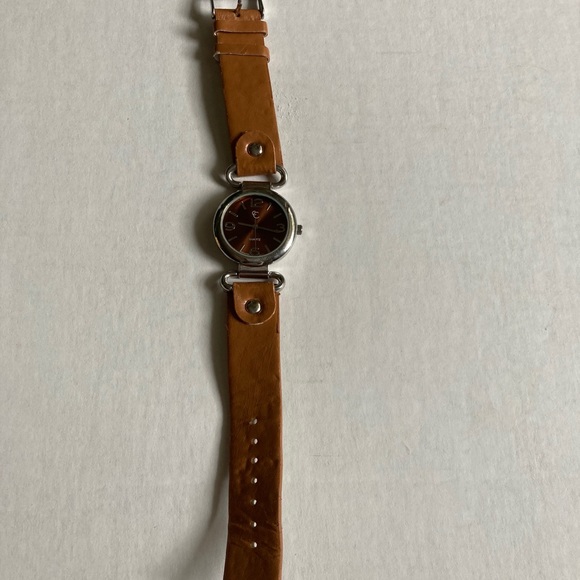 CC Watch - Picture 2 of 8